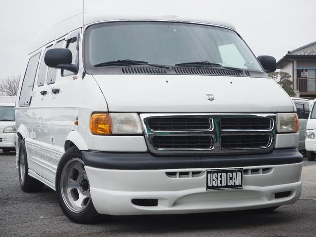 Dodge VAN 2003 — фото автомобиля 1