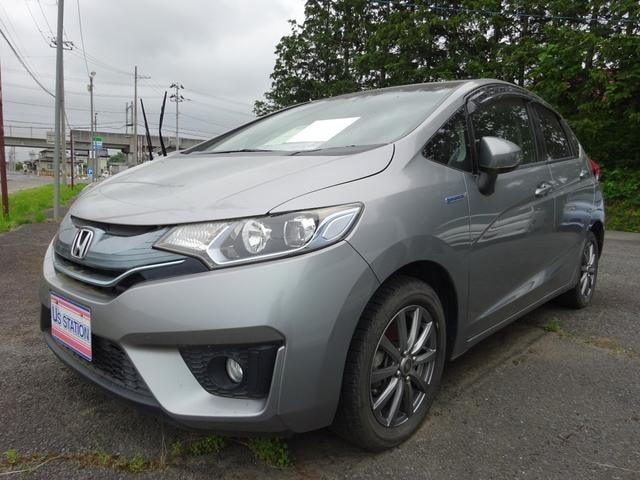 Honda FIT HYBRID 2013 — фото автомобиля