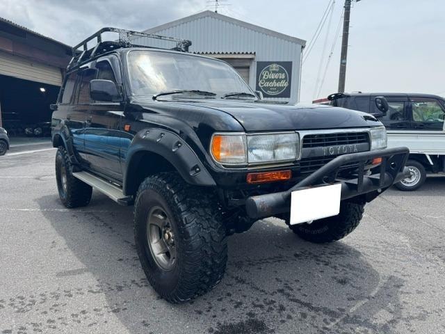 Toyota LAND CRUISER 80 1993 — фото автомобиля 1