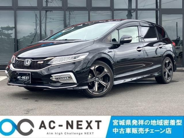 Honda JADE 2018 — фото автомобиля