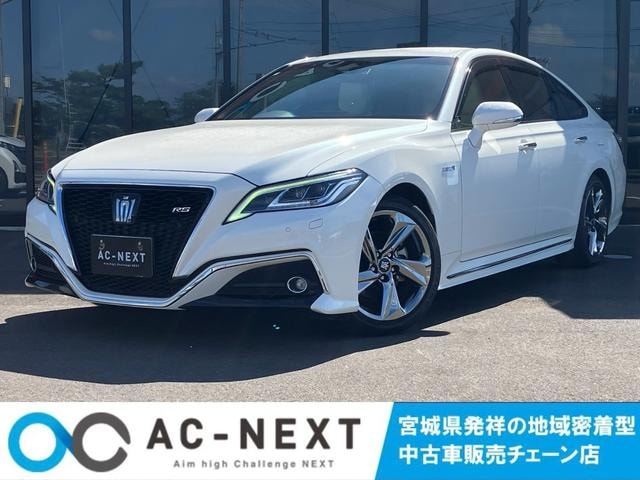 Toyota CROWN HYBRID 2018 — фото автомобиля 1