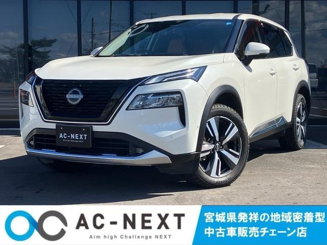 Nissan X-TRAIL 2022 — фото автомобиля