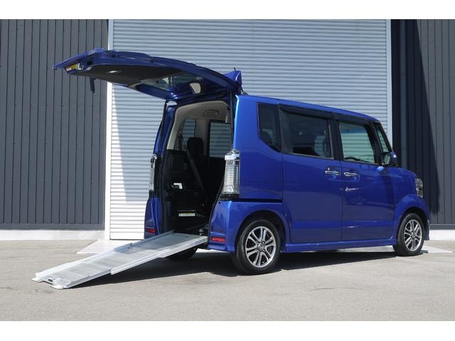 Honda N-BOX PLUS CUSTOM 2015 — фото автомобиля