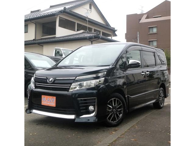 Toyota VOXY 2015 — фото автомобиля 1