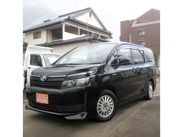 Toyota VOXY 2016 — фото автомобиля 1