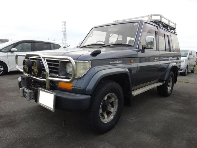 Toyota LAND CRUISER PRADO 1993 — фото автомобиля 1