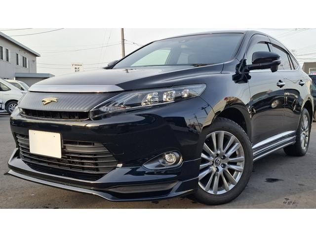 Toyota HARRIER 2017 — фото автомобиля 1