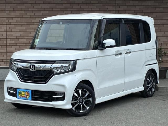 Honda N-BOX CUSTOM 2019 — фото автомобиля 1