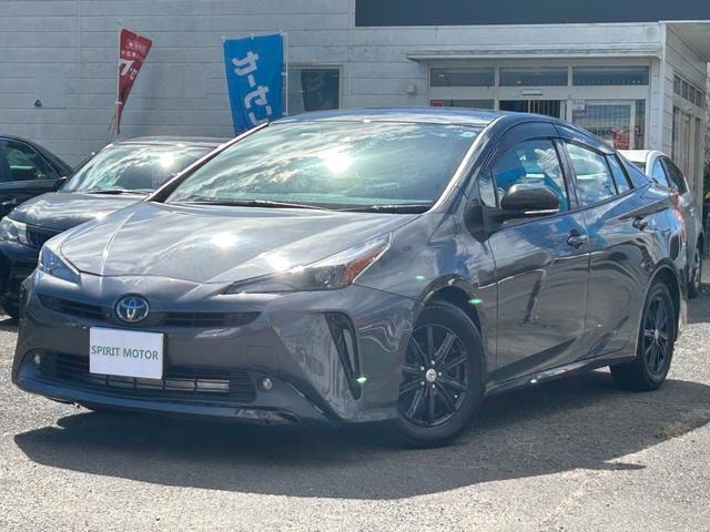 Toyota PRIUS 2021 — фото автомобиля 1