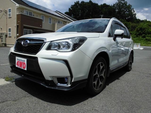 Subaru FORESTER 2013 — фото автомобиля 1