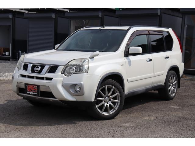 Nissan X-TRAIL 2011 — фото автомобиля