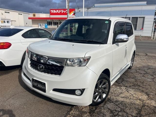 Toyota bB 2015 — фото автомобиля 1