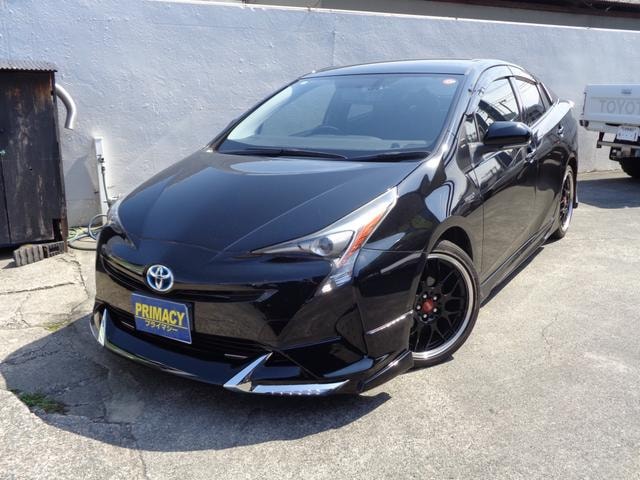 Toyota PRIUS 2016 — фото автомобиля 1