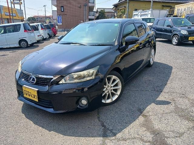 Lexus CT 2011 — фото автомобиля 1