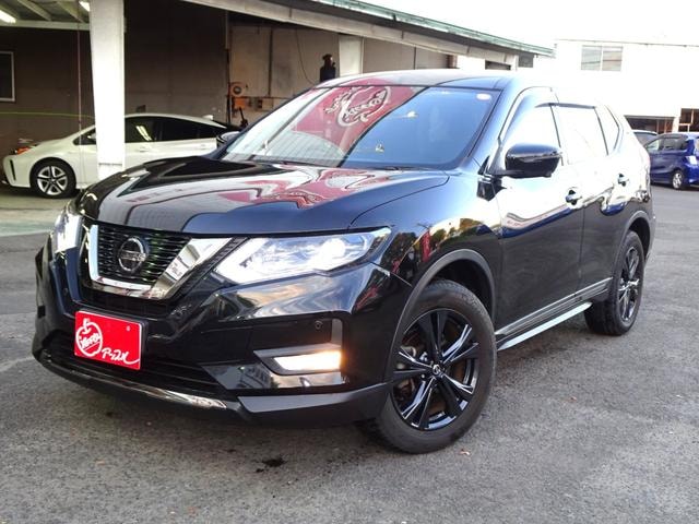 Nissan X-TRAIL 2021 — фото автомобиля