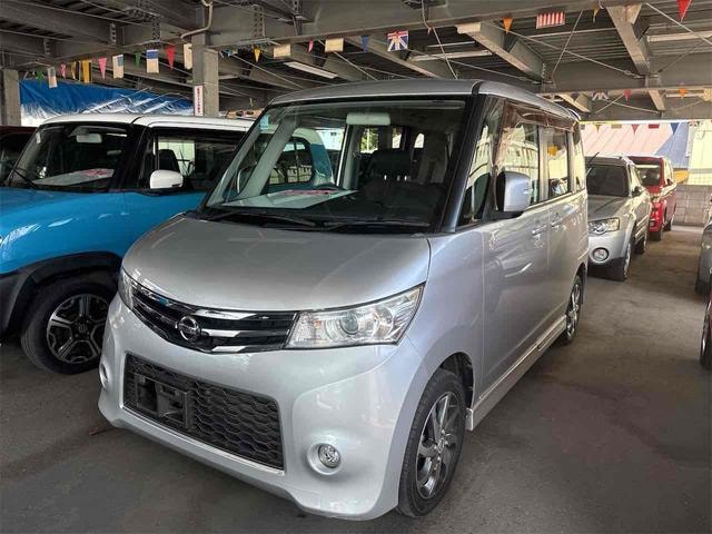 Nissan ROOX 2012 — фото автомобиля 1