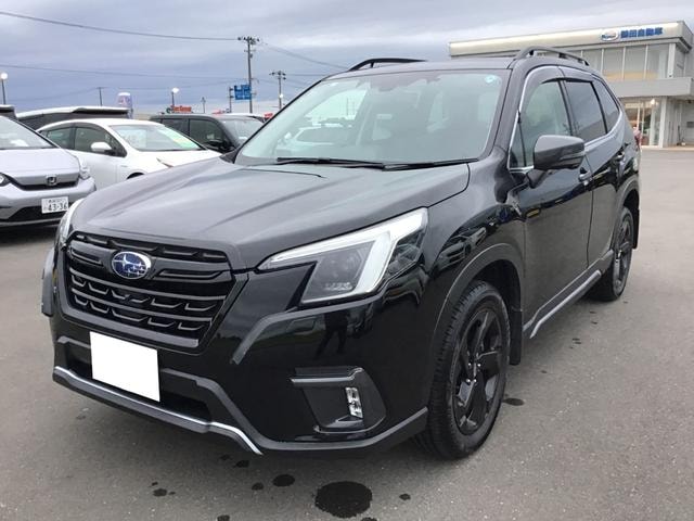 Subaru FORESTER 2023 — фото автомобиля 1
