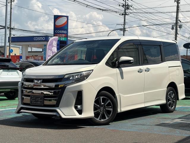 Toyota NOAH 2019 — фото автомобиля 1
