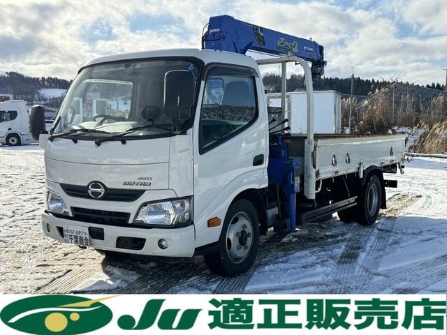 Hino DUTRO 2017 — фото автомобиля