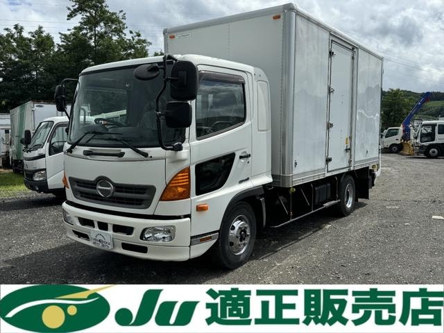 Hino RANGER 2016 — фото автомобиля 1
