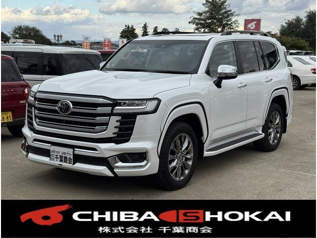 Toyota LAND CRUISER 2023 — фото автомобиля