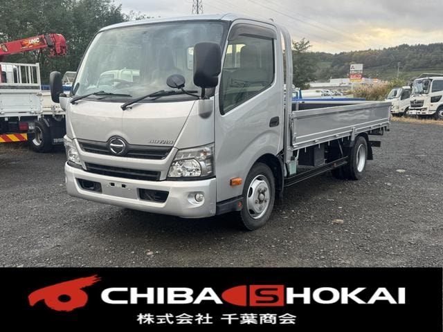 Hino DUTRO 2016 — фото автомобиля 1