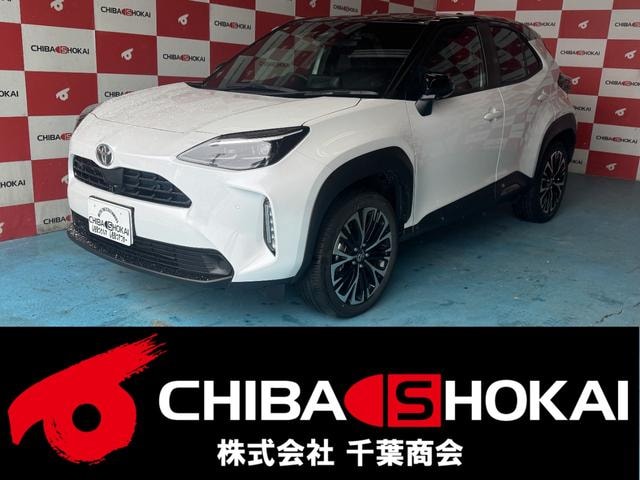 Toyota YARIS CROSS 2025 — фото автомобиля