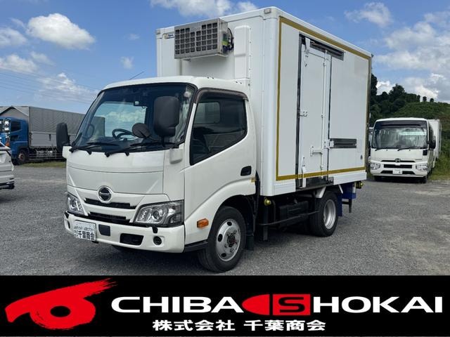 Hino DUTRO 2021 — фото автомобиля 1