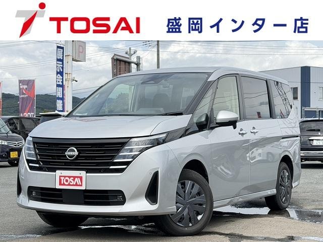 Nissan SERENA 2023 — фото автомобиля 1