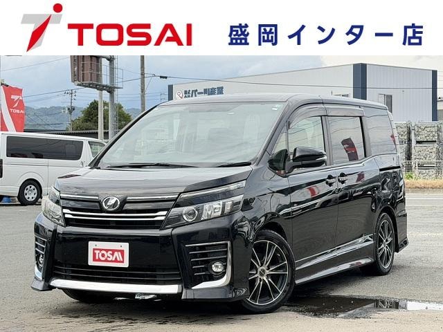 Toyota VOXY 2014 — фото автомобиля 1