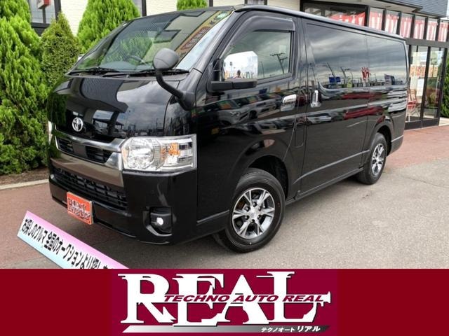 Toyota HIACE VAN 2025 — фото автомобиля 1