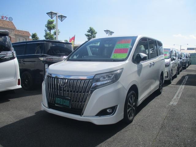 Toyota ESQUIRE 2017 — фото автомобиля 1