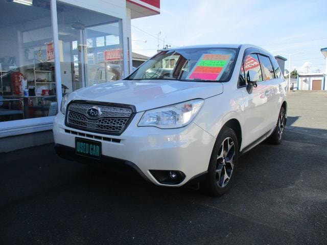 Subaru FORESTER 2014 — фото автомобиля 1