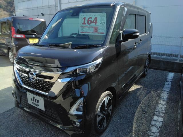Nissan ROOX 2021 — фото автомобиля 1