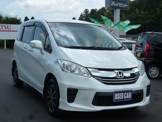 Honda FREED 2016 — фото автомобиля 1