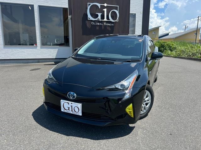 Toyota PRIUS 2016 — фото автомобиля 1