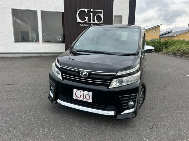 Toyota VOXY 2015 — фото автомобиля 1