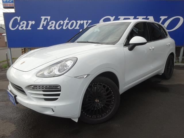 Porsche CAYENNE 2012 — фото автомобиля 1