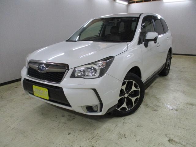 Subaru FORESTER 2015 — фото автомобиля 1