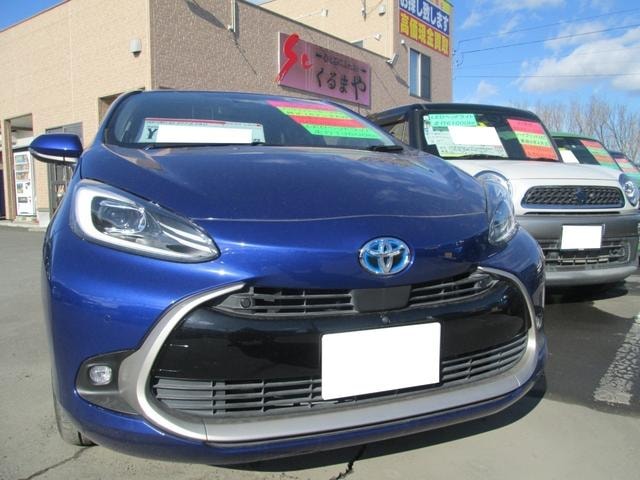Toyota AQUA 2022 — фото автомобиля 1