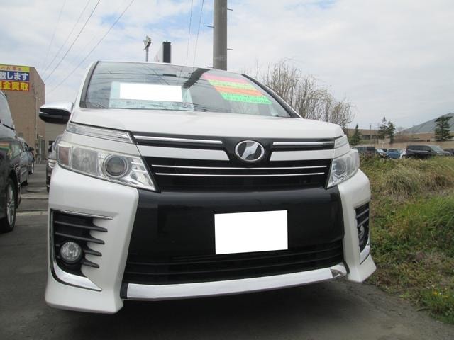 Toyota VOXY 2016 — фото автомобиля 1