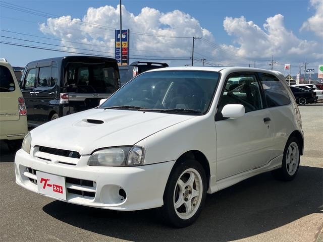 Toyota STARLET 1999 — фото автомобиля