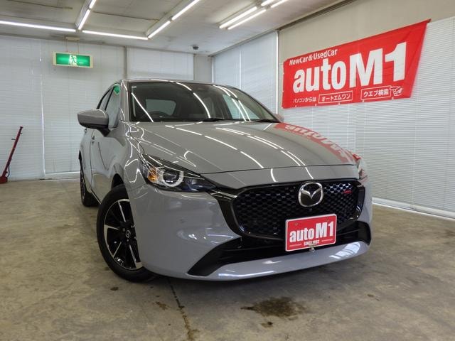 Mazda 2 2024 — фото автомобиля 1