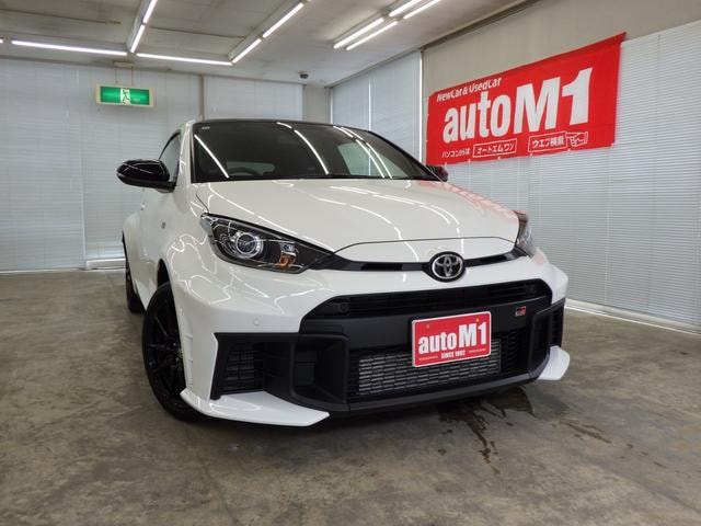 Toyota GR YARIS 2024 — фото автомобиля