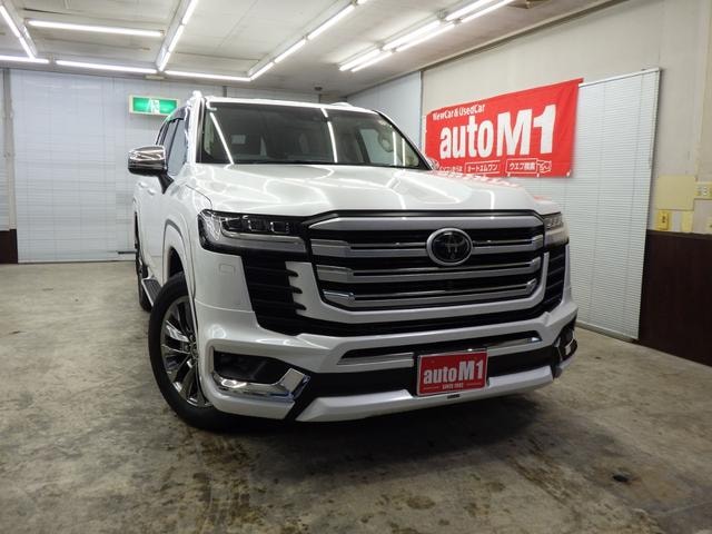 Toyota LAND CRUISER 2023 — фото автомобиля