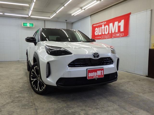 Toyota YARIS CROSS 2025 — фото автомобиля