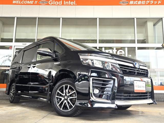 Toyota VOXY 2016 — фото автомобиля 1