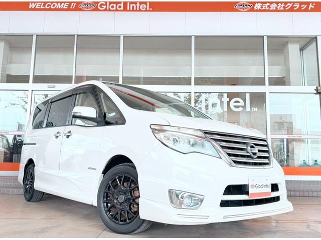 Nissan SERENA 2014 — фото автомобиля