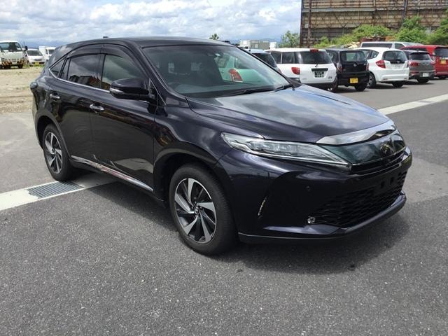 Toyota HARRIER 2018 — фото автомобиля 1