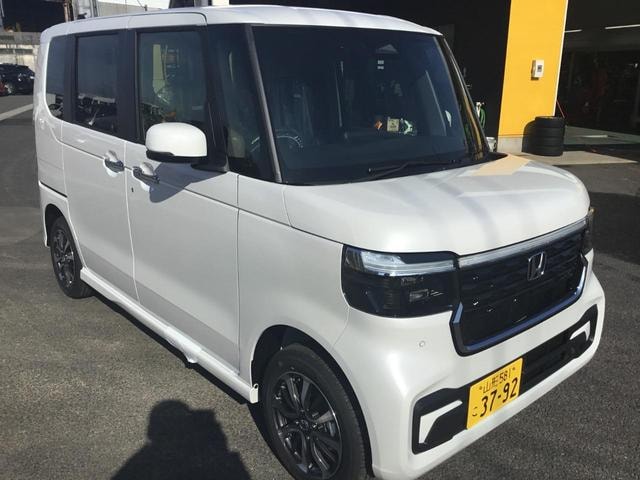 Honda N-BOX CUSTOM 2024 — фото автомобиля 1